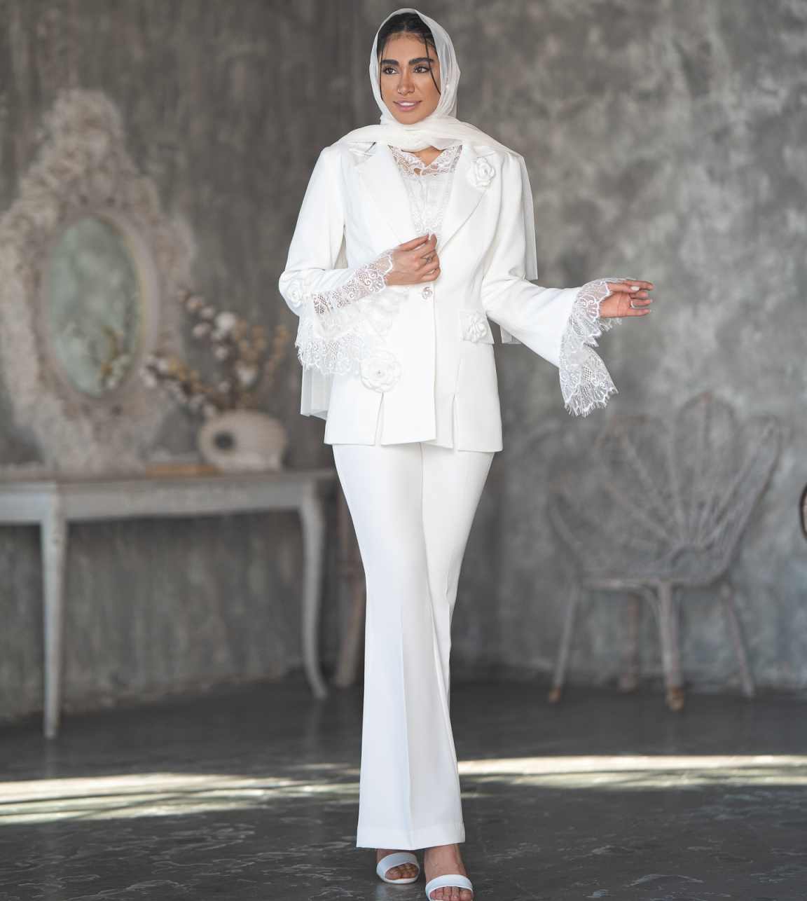 シックな女性用スーツセット 3Dアップリケレース フレアスリ - Women'S Formal Wear Wedding Guest のレビューと価格