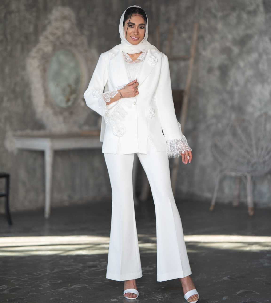 シックな女性用スーツセット 3Dアップリケレース フレアスリ - Women'S Formal Wear Wedding Guest のレビューと価格