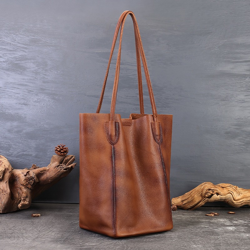 ヴィンテージ風普段使いの女性用ショルダーバッグ 本革 植物タ - Structured Handbag Work のレビューと価格